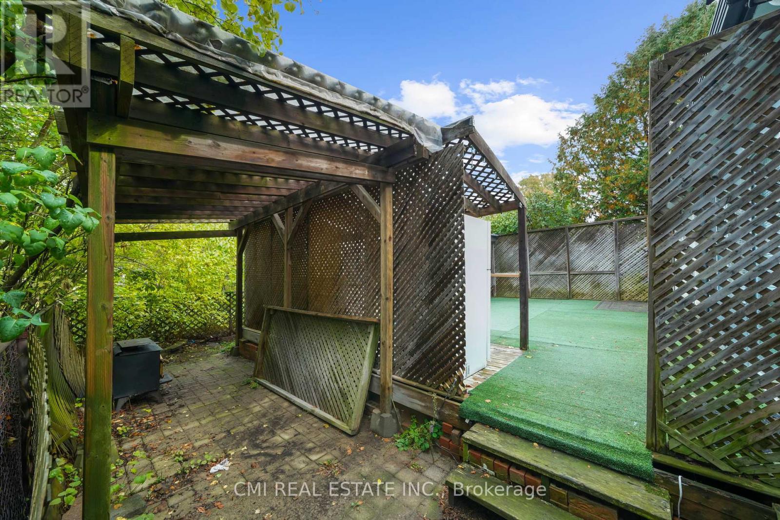 246 Regional 8 Road, Uxbridge, ON - Outdoor