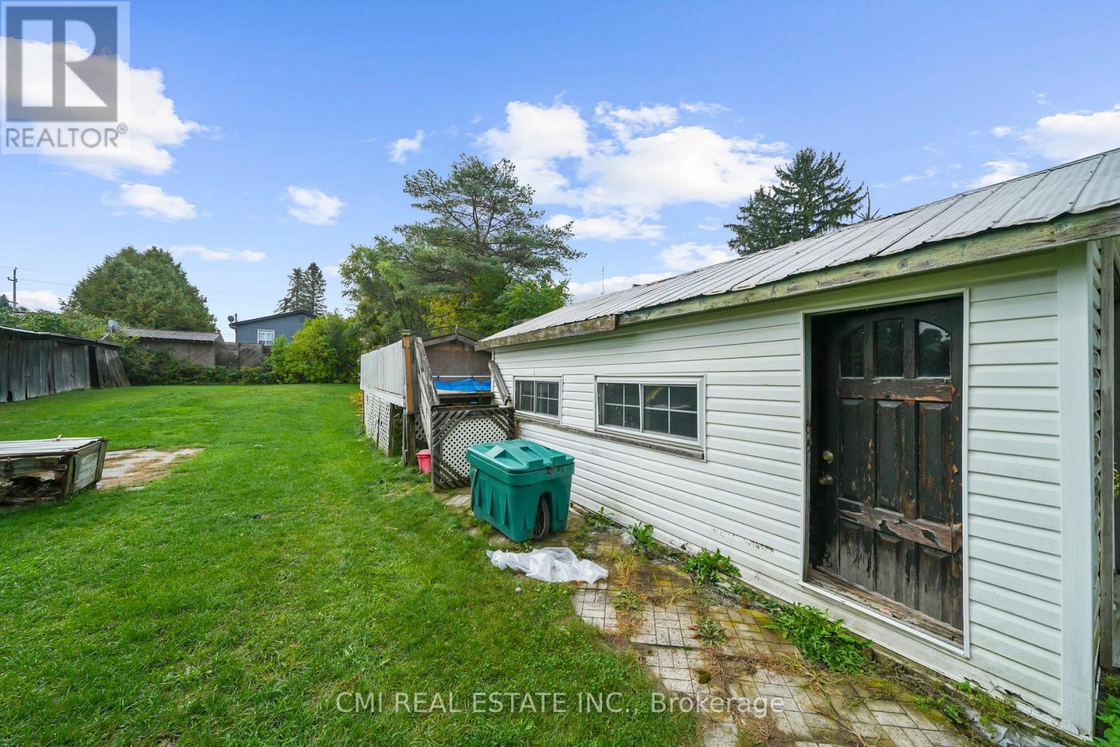 246 Regional 8 Road, Uxbridge, ON - Outdoor