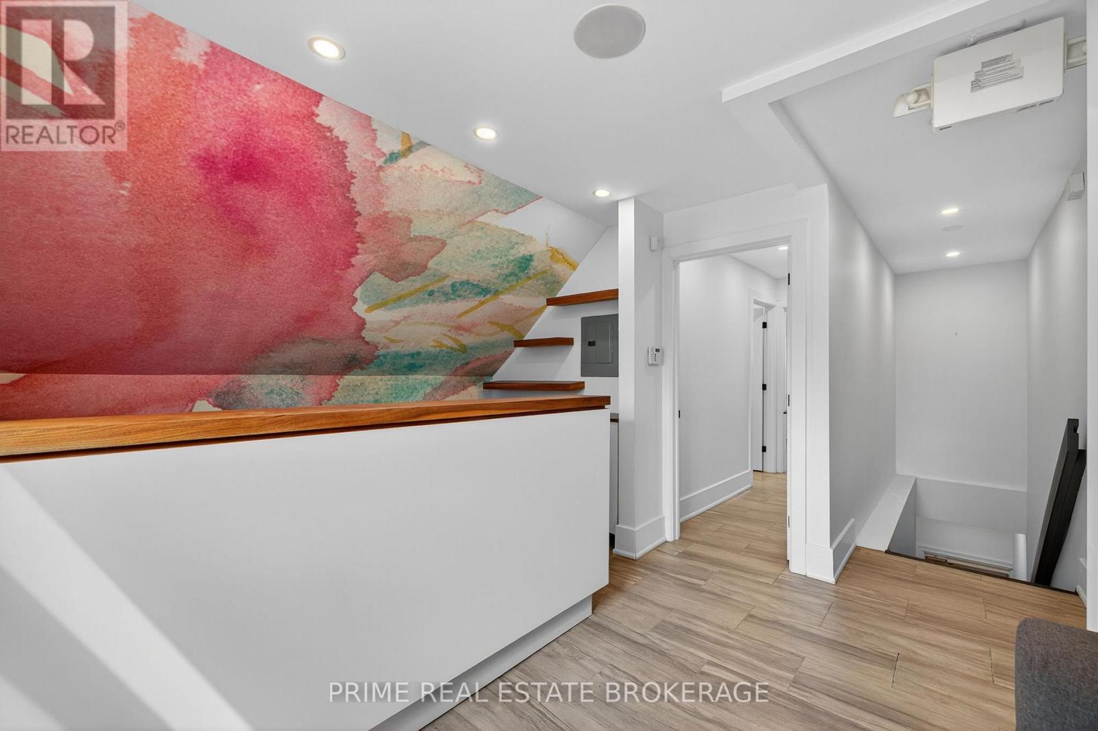 281 Oxford Street E, London East (East F), ON