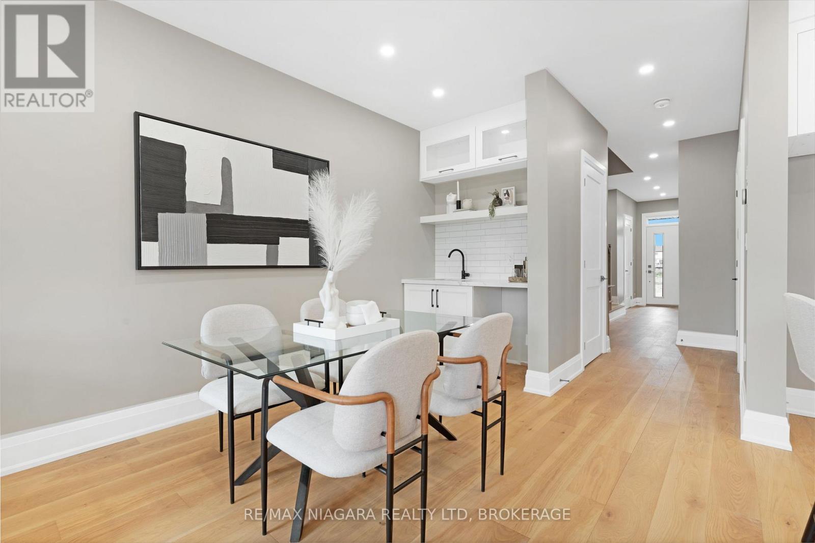 6204 Curlin Crescent, Niagara Falls (Forestview), ON - Indoor