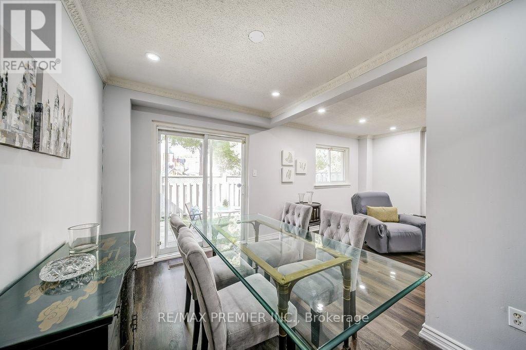 81 - 2670 Battleford Road, Mississauga, ON - Indoor Photo Showing Dining Room