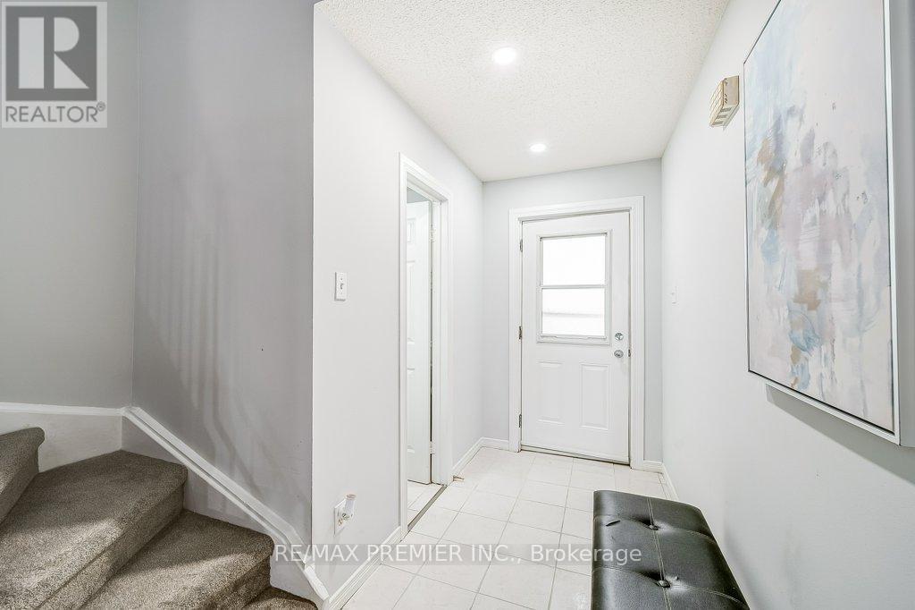 81 - 2670 Battleford Road, Mississauga, ON - Indoor Photo Showing Other Room