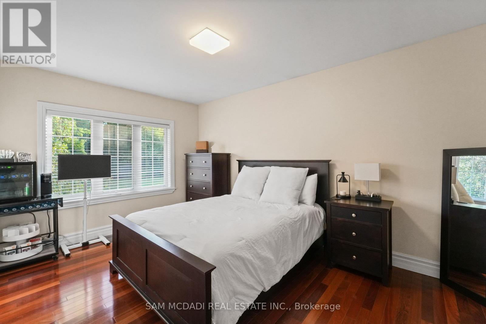 724 Atoka Drive, Mississauga, ON - Indoor Photo Showing Bedroom