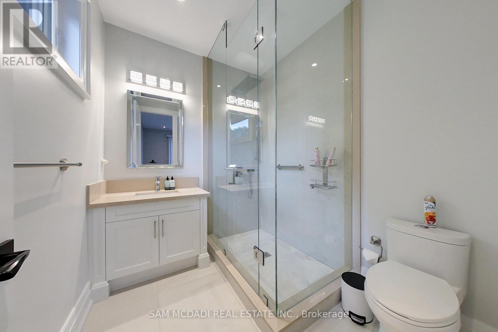 2006 Portway Avenue, Mississauga, ON - Indoor Photo Showing Bathroom