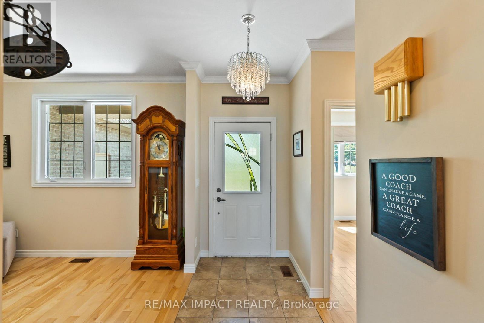 422 7A Highway, Cavan Monaghan (Cavan Twp), ON - Indoor Photo Showing Other Room