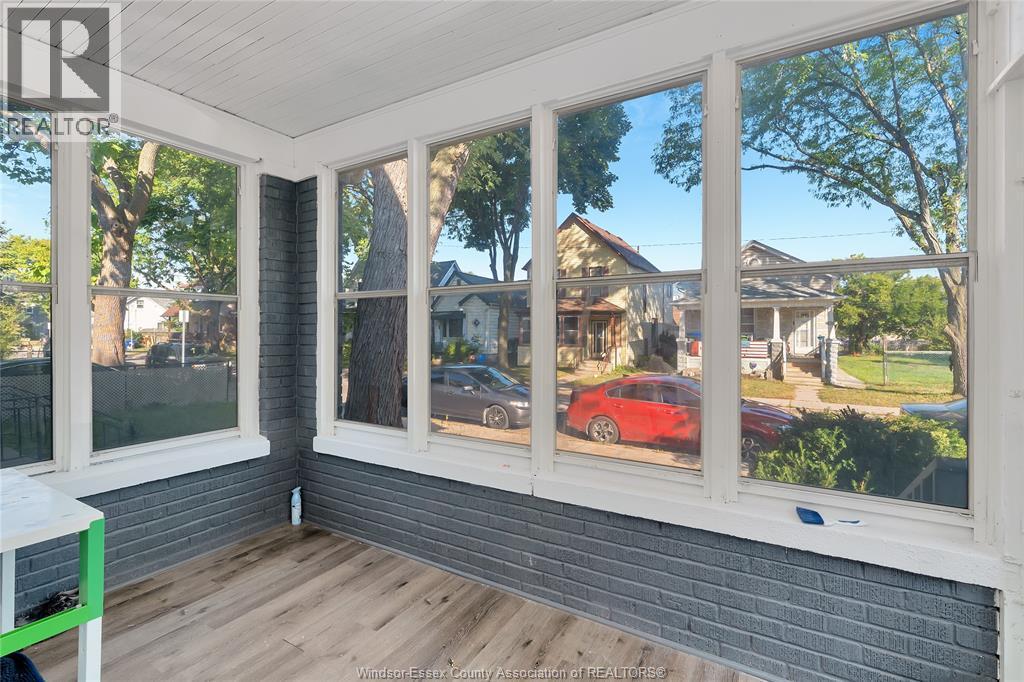 437 Karl Place, Windsor, ON - Indoor Photo Showing Other Room