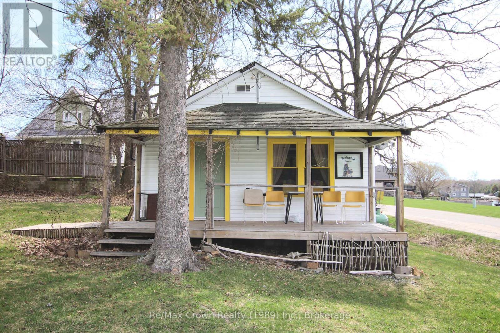 Robin Cottage - seasonal - 1 bedroom - 84-85 Wilson Lake Road, Parry Sound Remote Area (Port Loring), ON - Outdoor