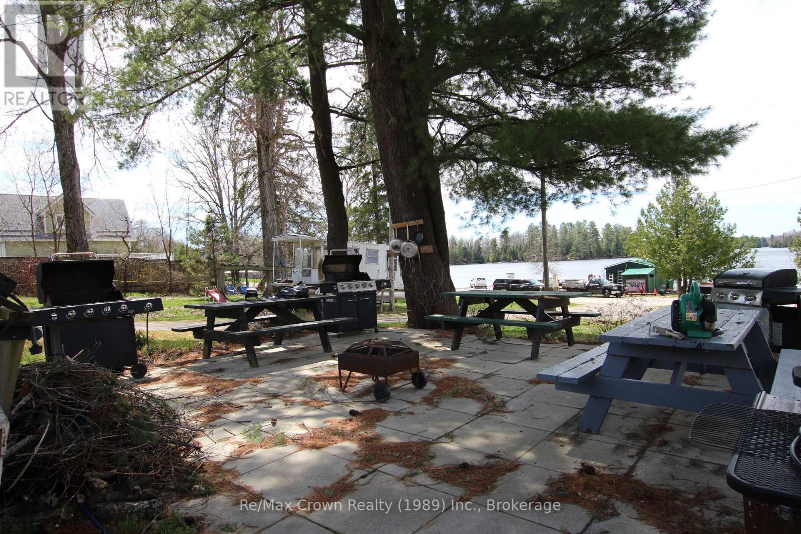 Picnic Area - 84-85 Wilson Lake Road, Parry Sound Remote Area (Port Loring), ON - Outdoor
