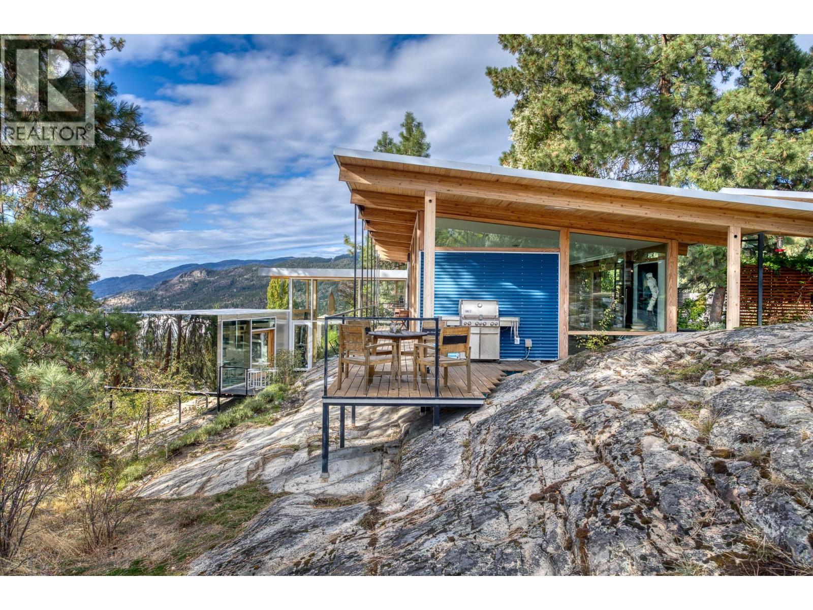 2843 Arawana Place, Naramata, BC - Outdoor With Deck Patio Veranda