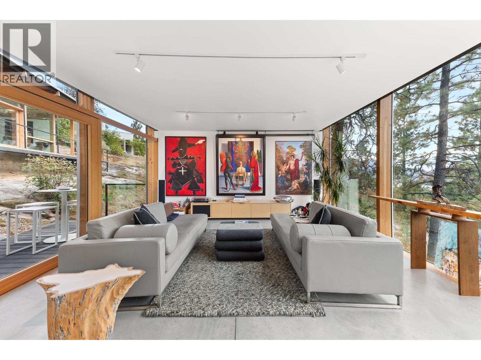 2843 Arawana Place, Naramata, BC - Indoor