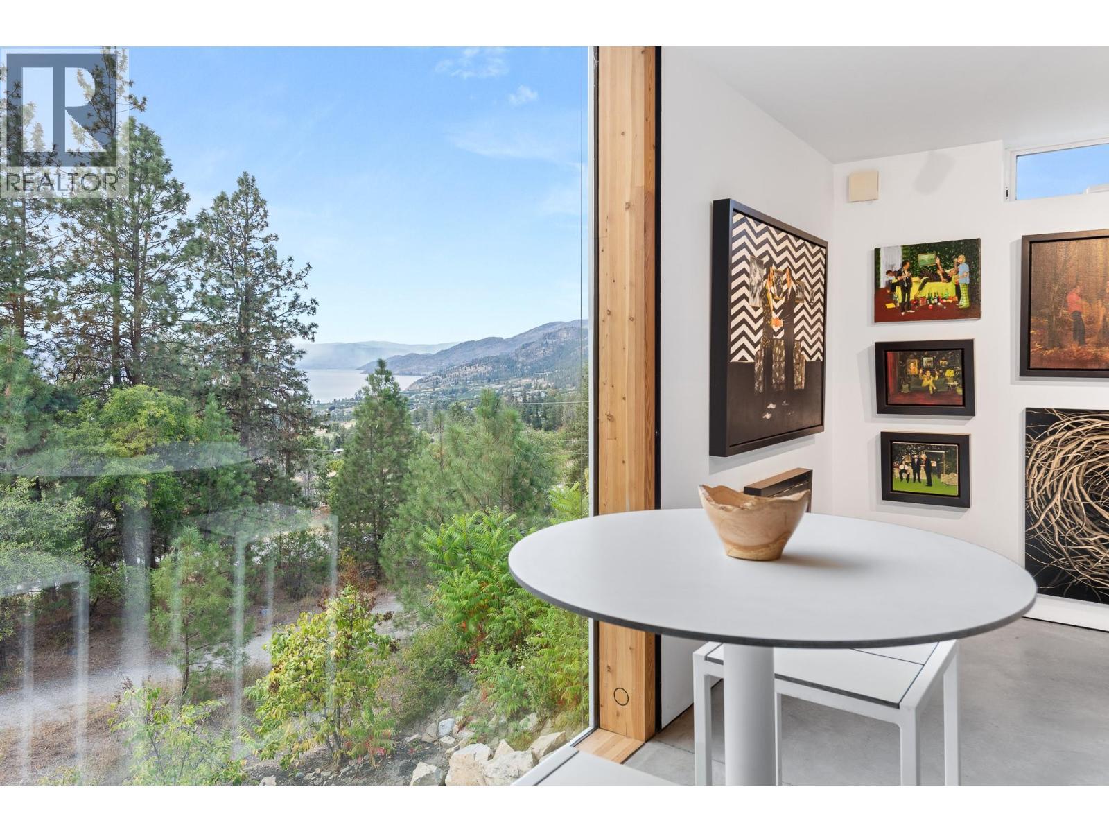 2843 Arawana Place, Naramata, BC - Indoor