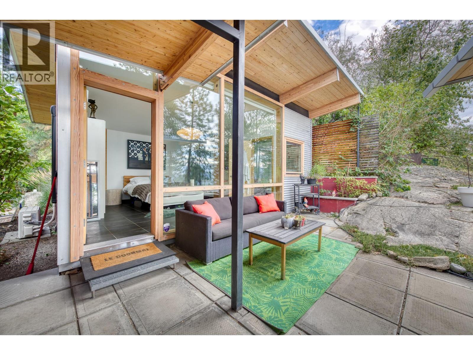 2843 Arawana Place, Naramata, BC - Outdoor With Deck Patio Veranda With Exterior