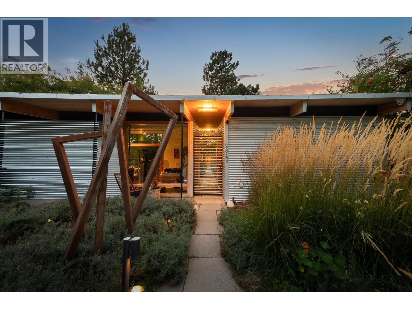 2843 Arawana Place, Naramata, BC - Outdoor