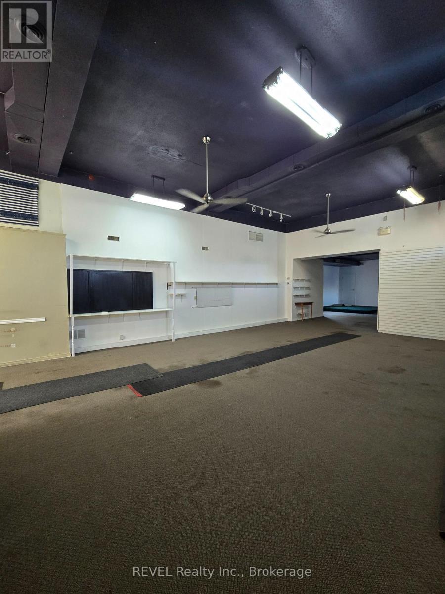 75 Manitoba Street, Bracebridge (Macaulay), ON