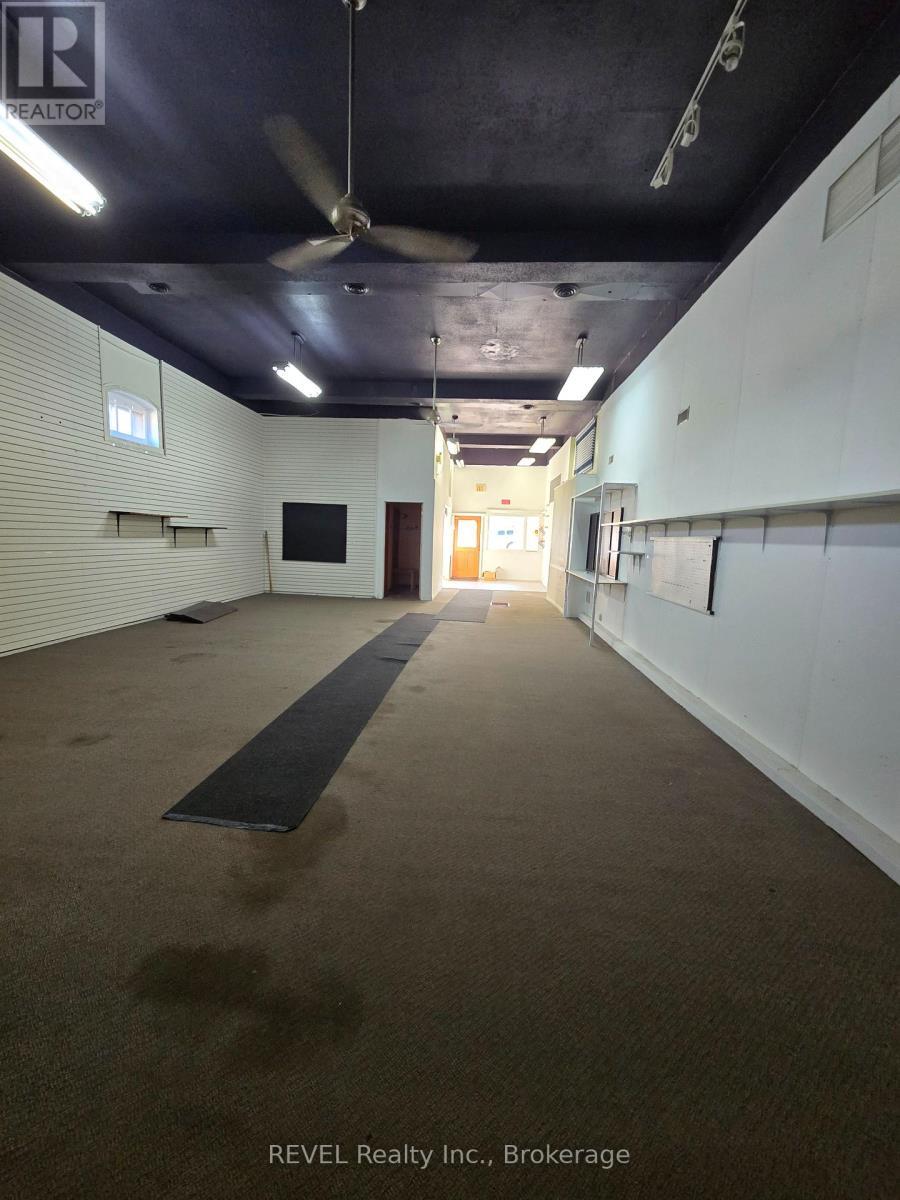 75 Manitoba Street, Bracebridge (Macaulay), ON