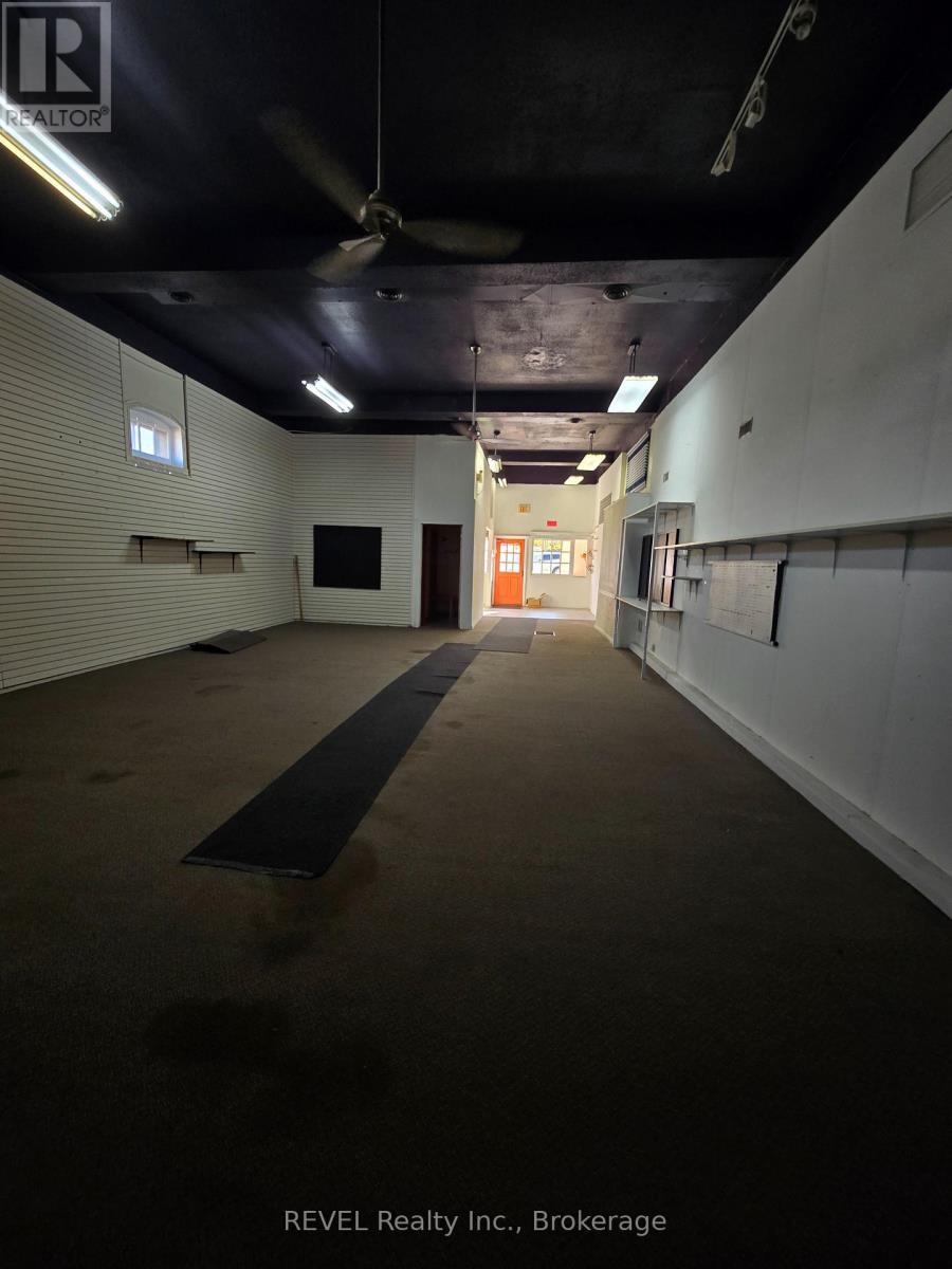 75 Manitoba Street, Bracebridge (Macaulay), ON