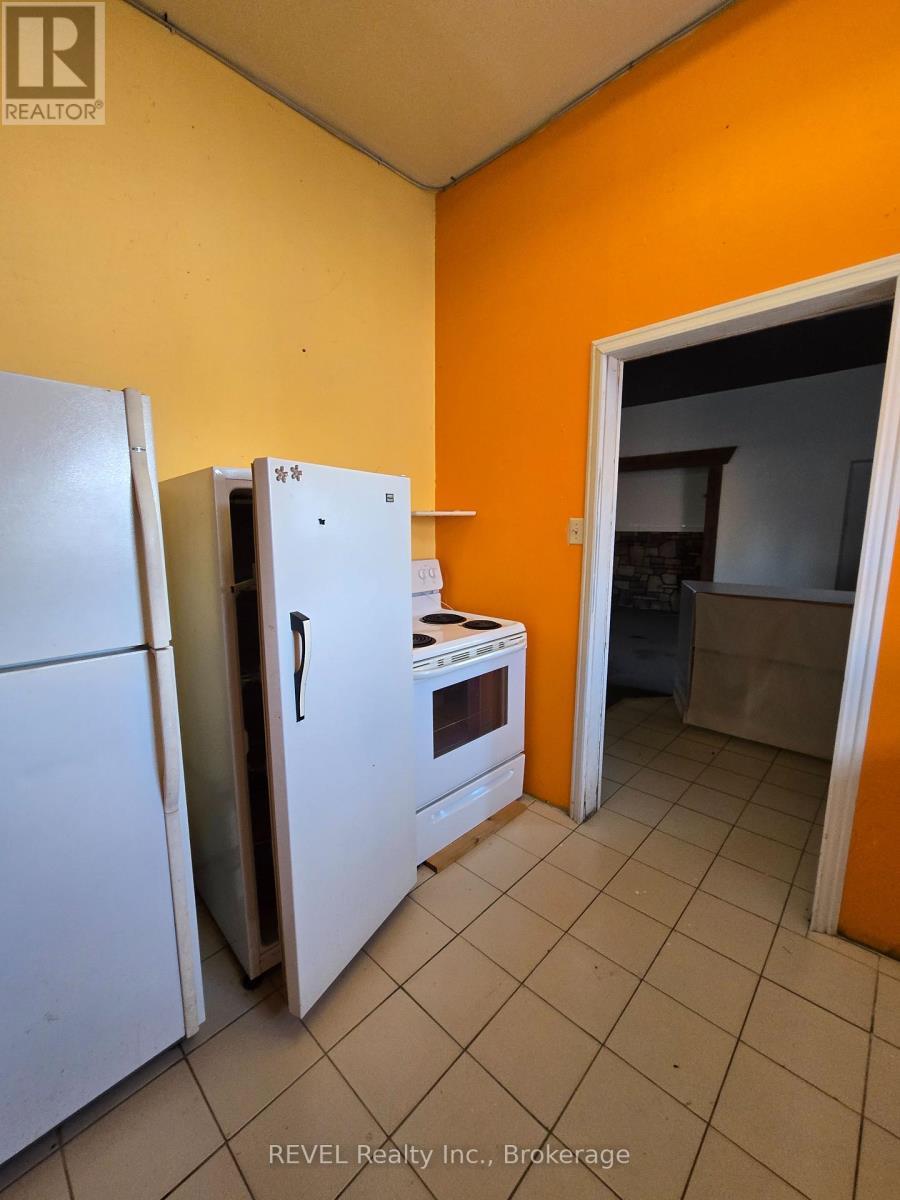 75 Manitoba Street, Bracebridge (Macaulay), ON