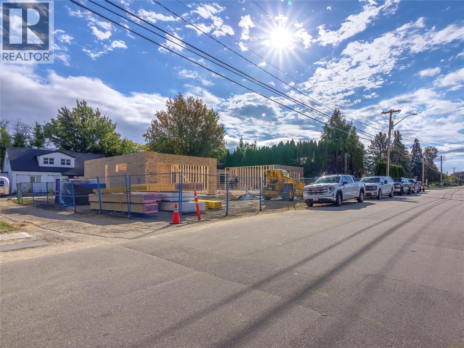 6609 Nixon Road Unit# 102, Summerland, BC - Outdoor