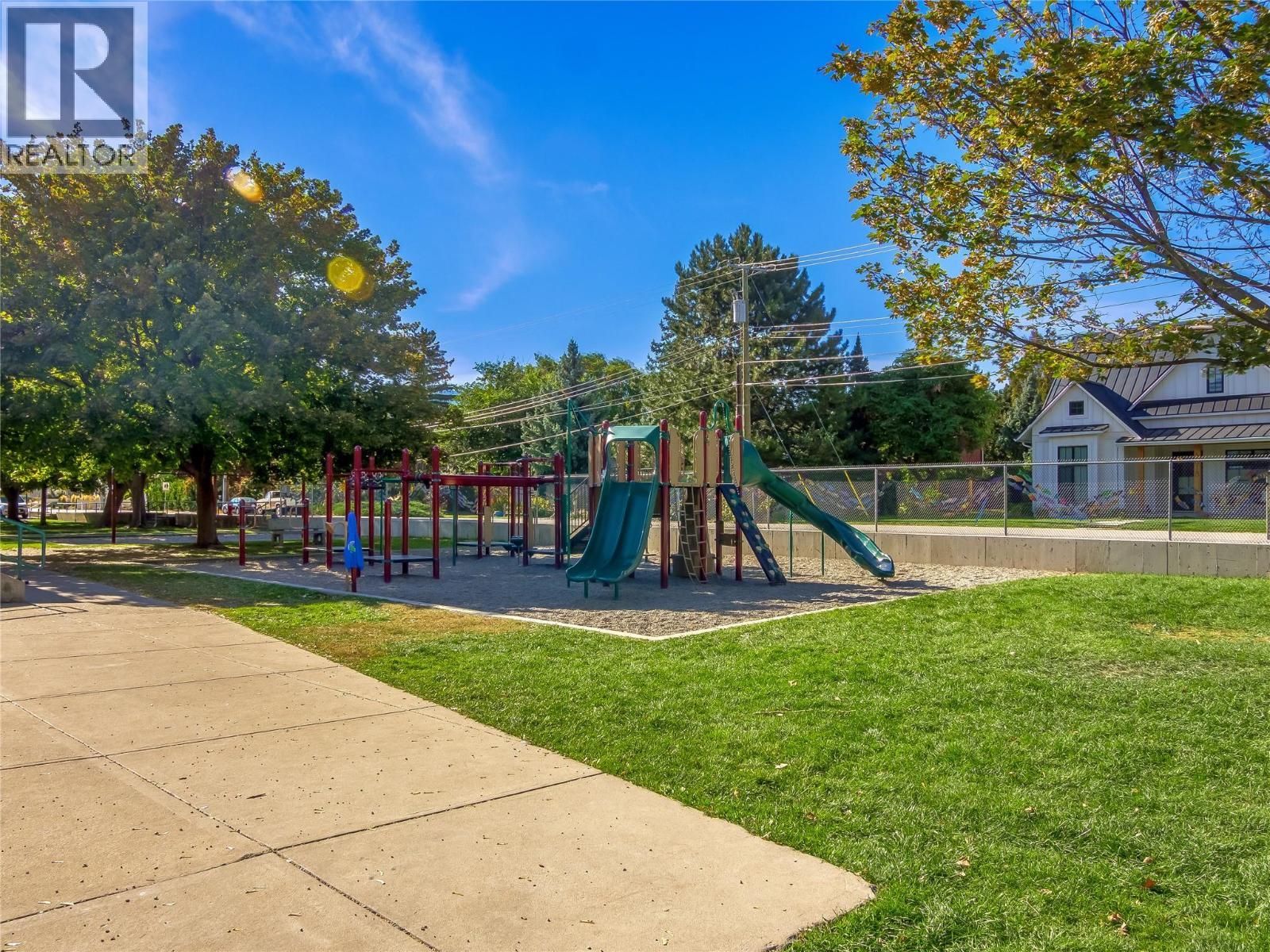 6609 Nixon Road Unit# 102, Summerland, BC - Outdoor