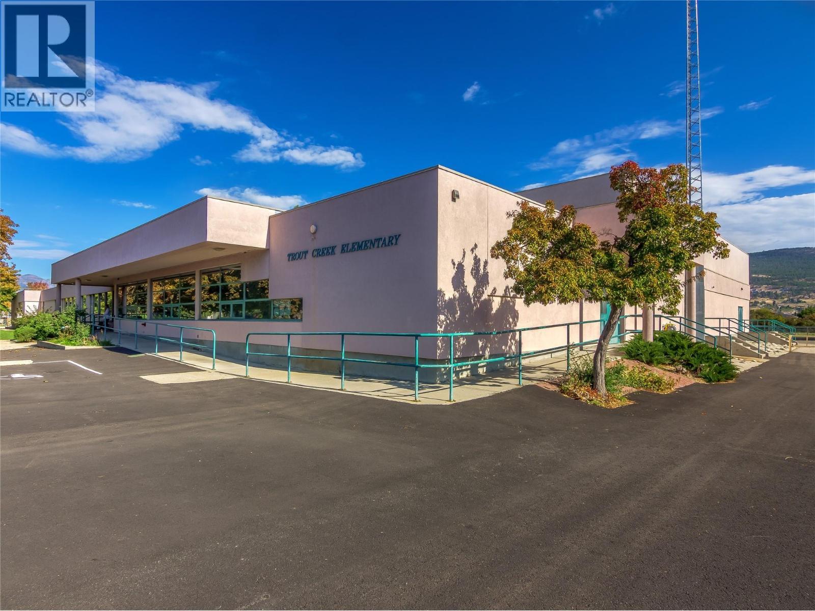 6609 Nixon Road Unit# 102, Summerland, BC - Outdoor