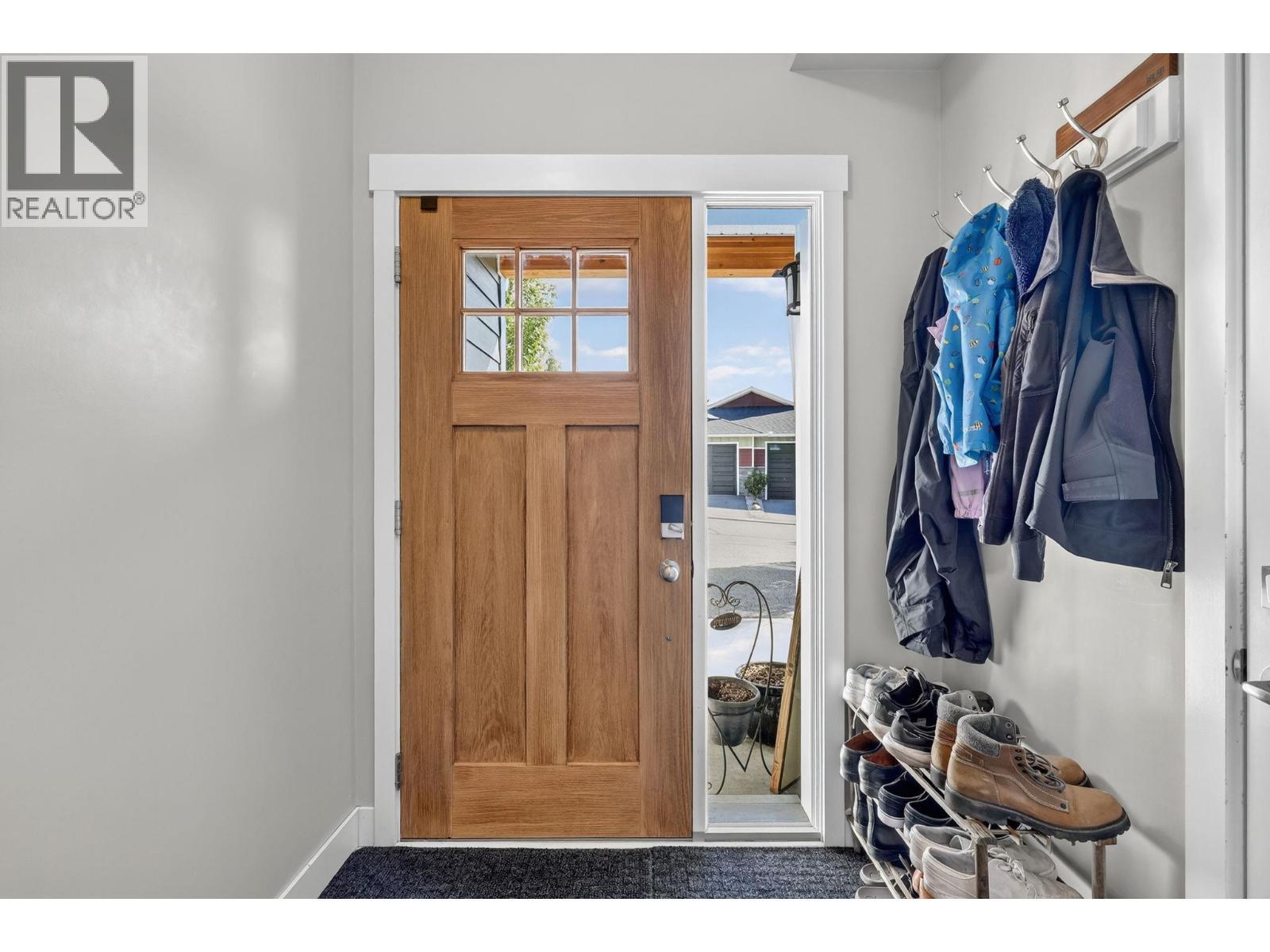 2490 Tuscany Drive Unit# 14, West Kelowna, BC - Indoor