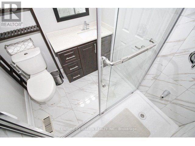 (Main) - 92 Kingsmere Crescent, Brampton, ON -