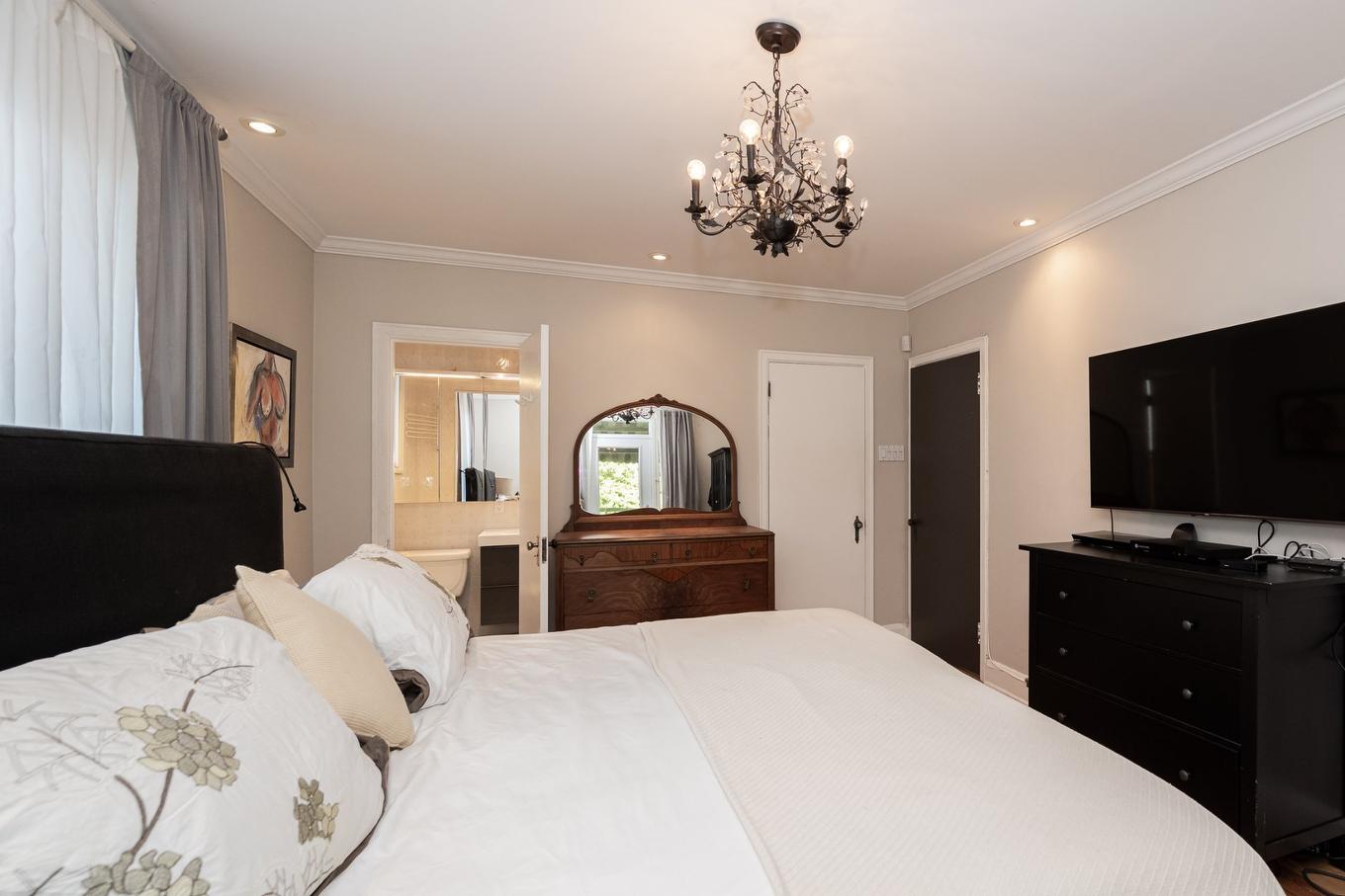 Chambre à coucher principale - 4641 Av. Lacombe, Montréal (Côte-Des-Neiges/Notre-Dame-De-Grâce), QC - Indoor Photo Showing Bedroom