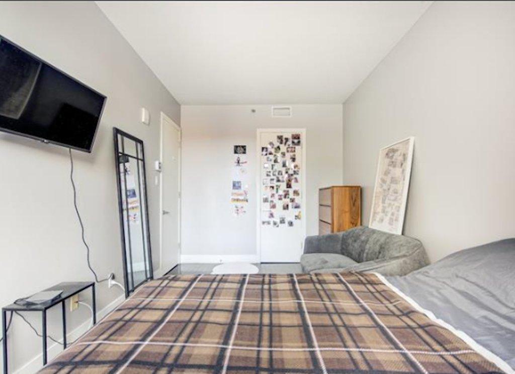 Chambre à coucher - 314-859 Rue De La Commune E., Montréal (Ville-Marie), QC - Indoor Photo Showing Bedroom