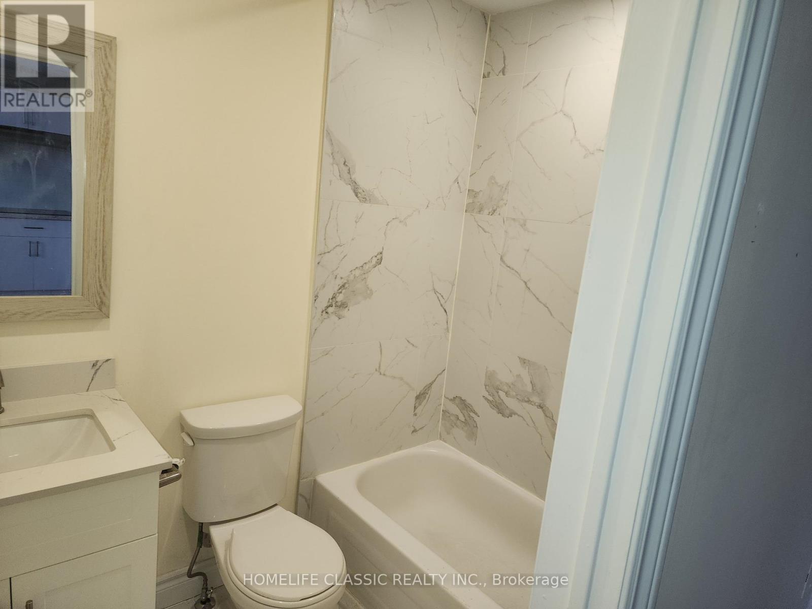 4 - 5 Main Street S, Uxbridge, ON