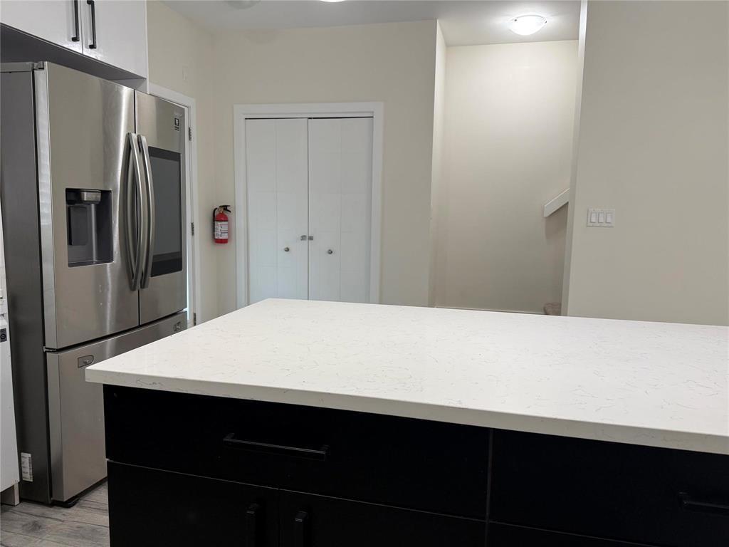 443 Wales Avenue, Winnipeg, MB - Indoor