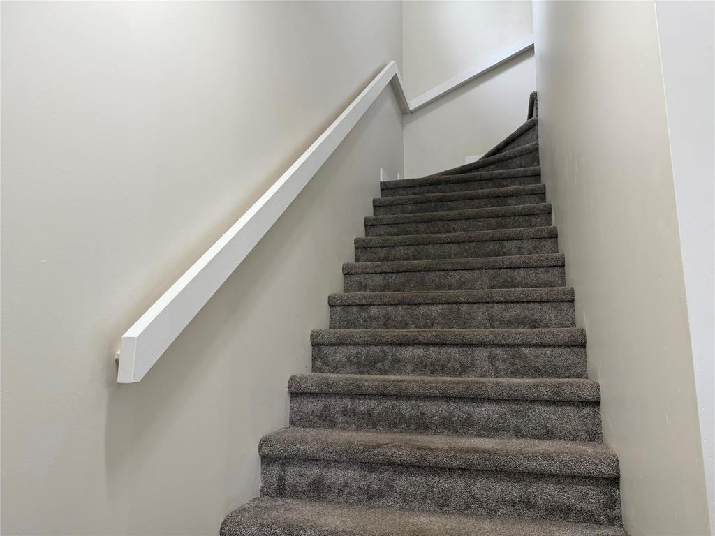 443 Wales Avenue, Winnipeg, MB - Indoor Photo Showing Other Room