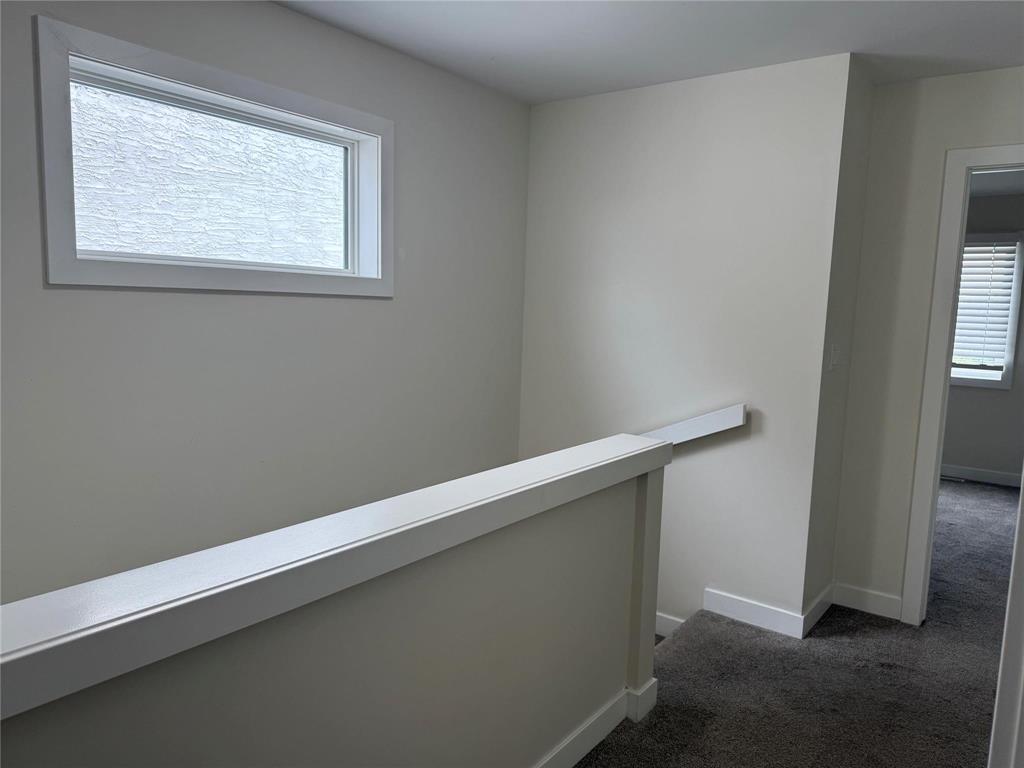 443 Wales Avenue, Winnipeg, MB - Indoor Photo Showing Other Room