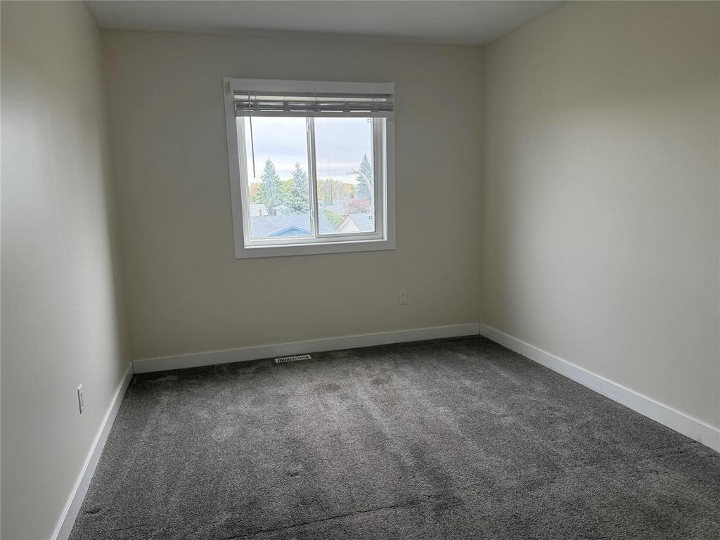 443 Wales Avenue, Winnipeg, MB - Indoor Photo Showing Other Room