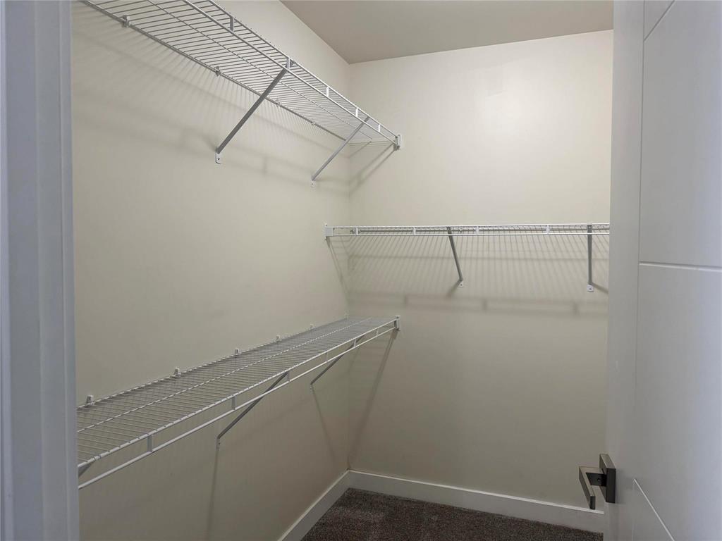 443 Wales Avenue, Winnipeg, MB - Indoor With Storage
