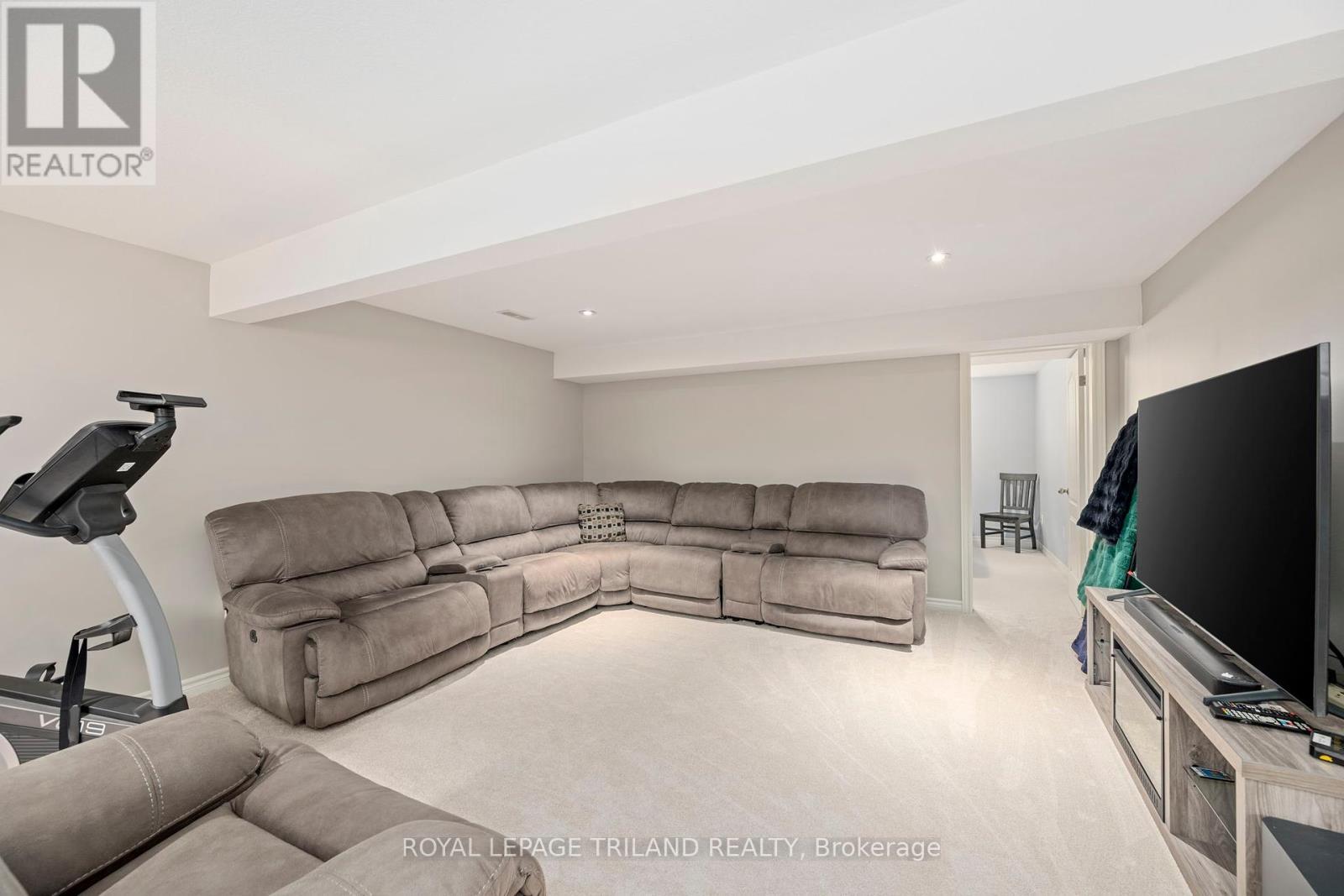 131 Deborah Drive, Strathroy-Caradoc (Ne), ON - Indoor