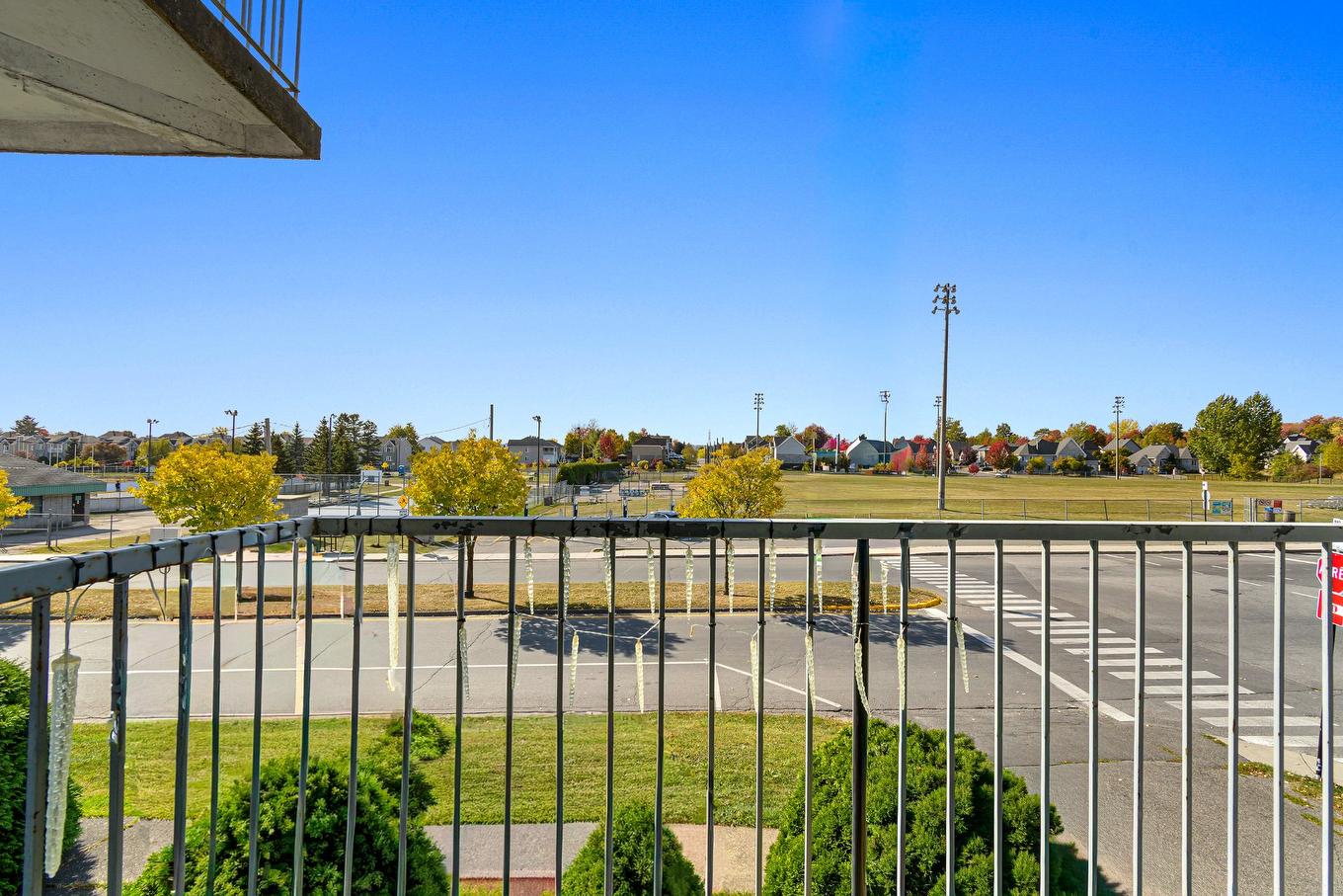 Balcony - 2065 Rue Schulz, Saint-Jérôme, QC - Outdoor