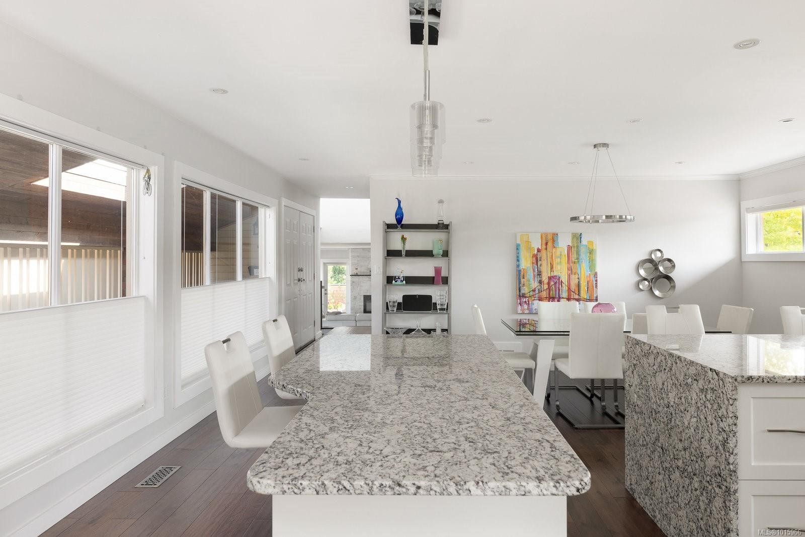 124-2345 Cedar Hill Cross Rd, Oak Bay, BC