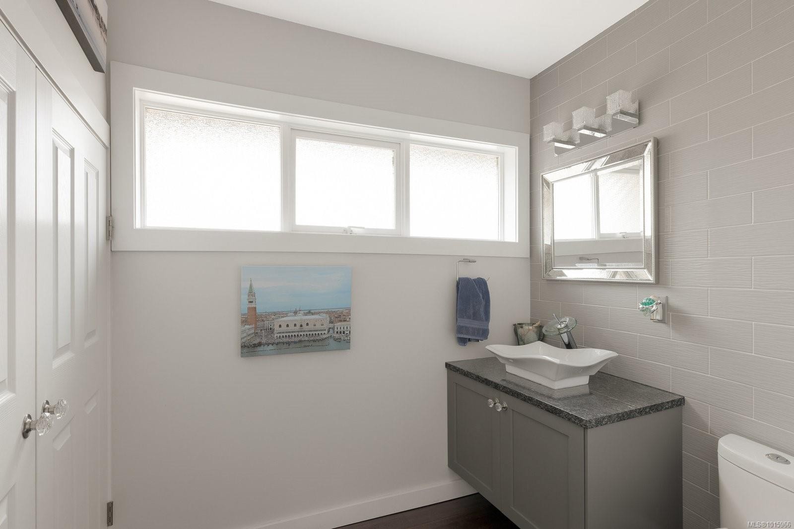 124-2345 Cedar Hill Cross Rd, Oak Bay, BC