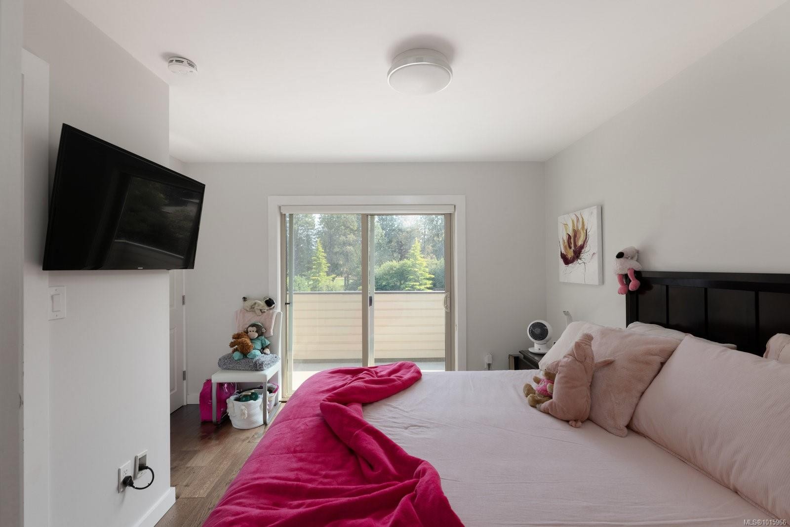 124-2345 Cedar Hill Cross Rd, Oak Bay, BC