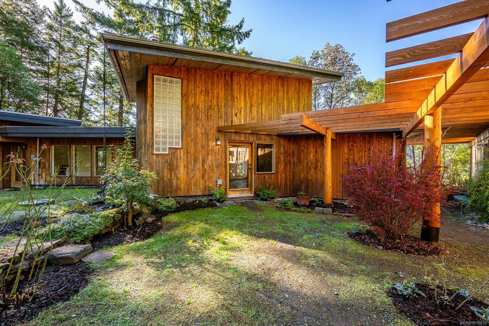 6161 Lacon Rd, Denman Island, BC