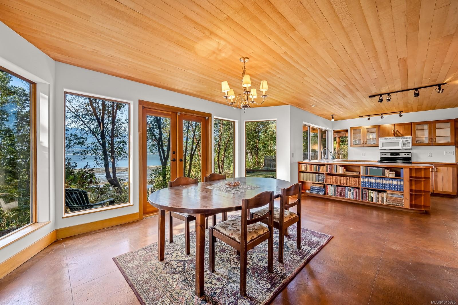 6161 Lacon Rd, Denman Island, BC