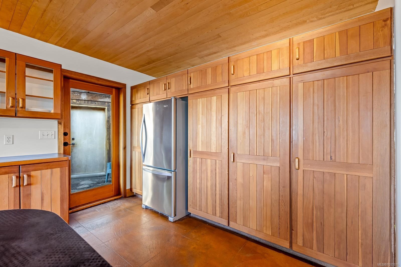 6161 Lacon Rd, Denman Island, BC