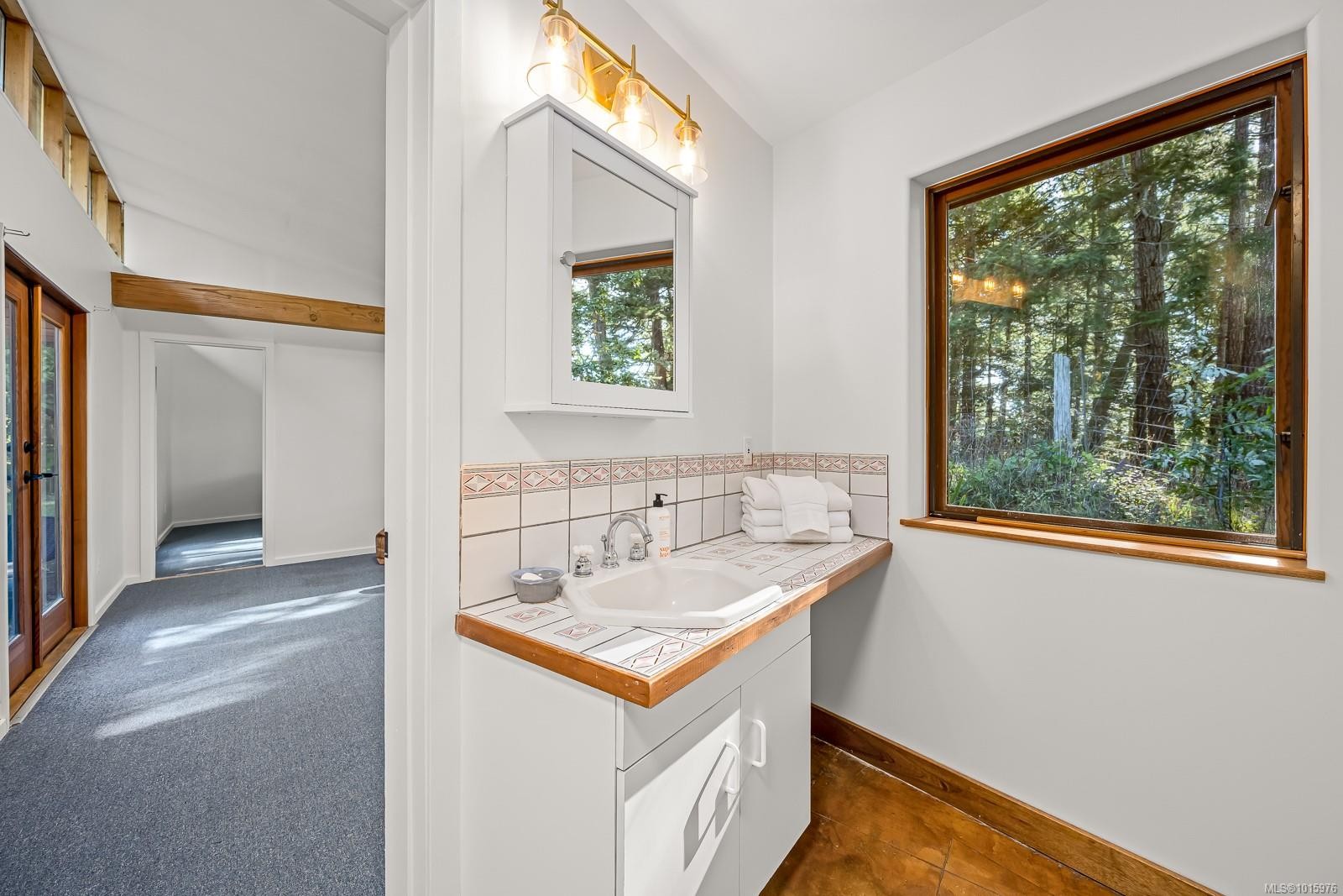 6161 Lacon Rd, Denman Island, BC