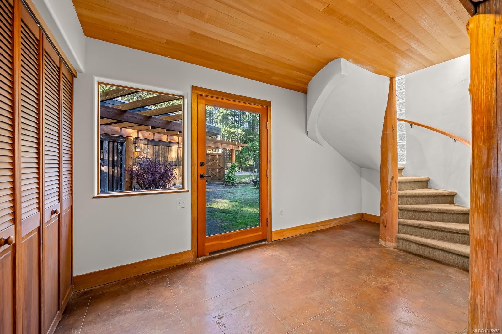 6161 Lacon Rd, Denman Island, BC