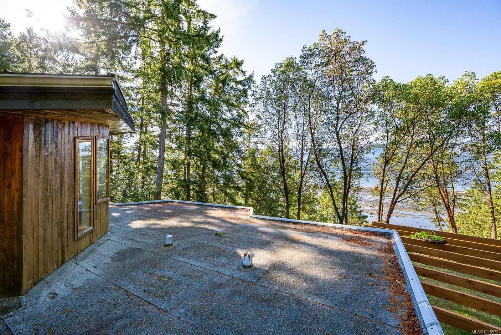 6161 Lacon Rd, Denman Island, BC