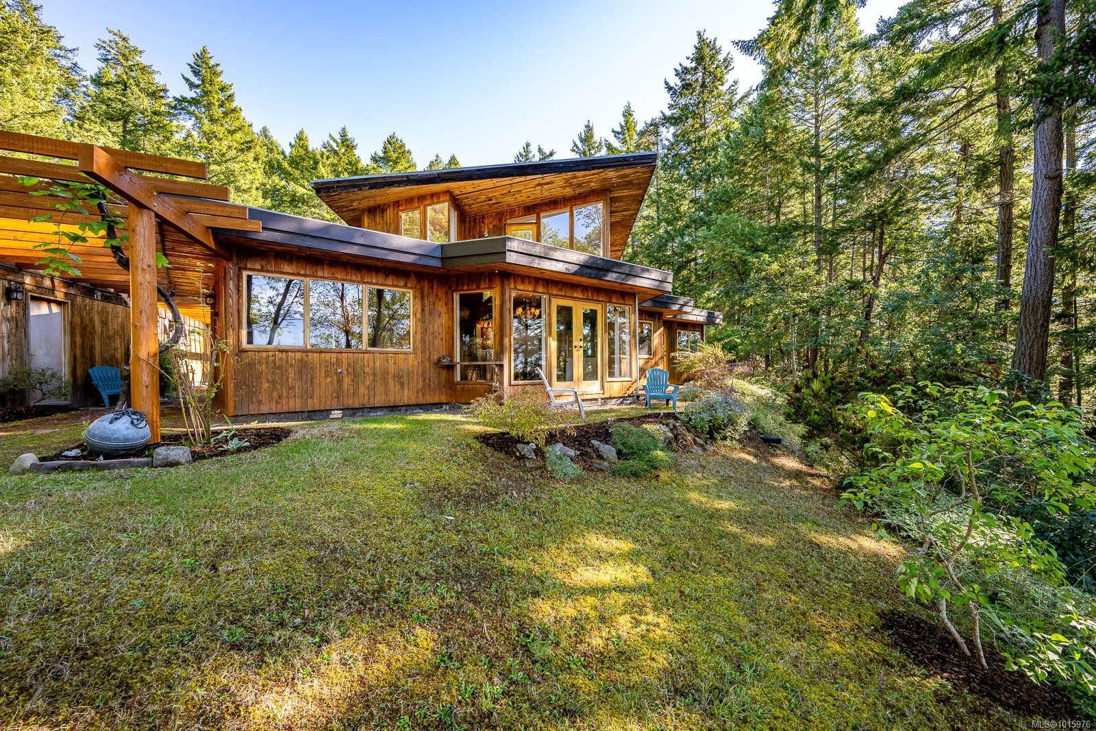 6161 Lacon Rd, Denman Island, BC