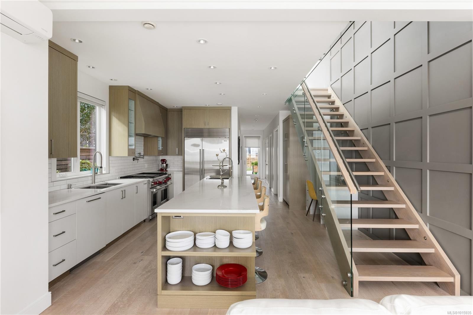 430 St. Patrick St, Oak Bay, BC