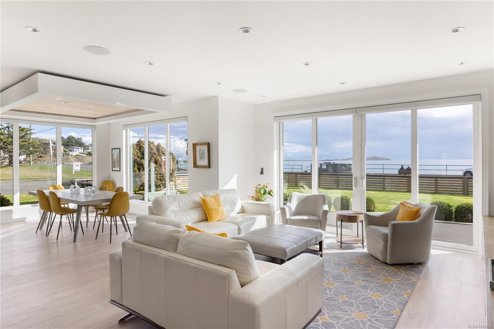 430 St. Patrick St, Oak Bay, BC