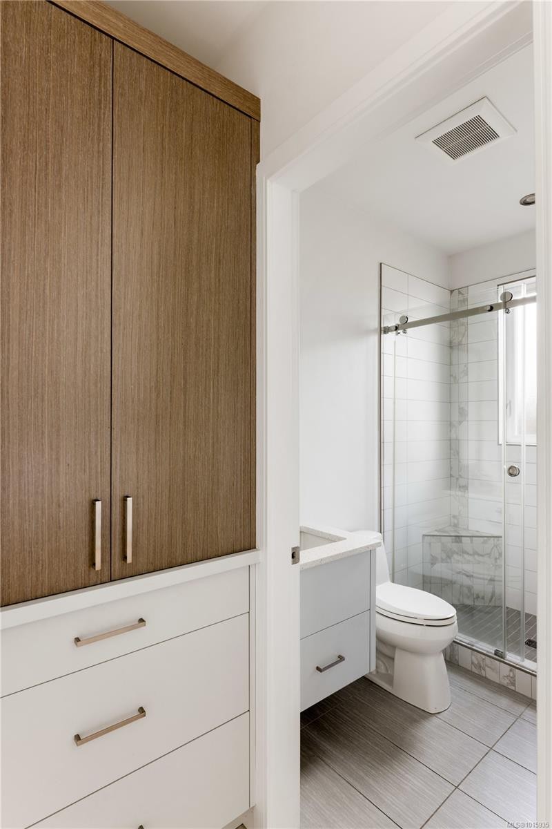 430 St. Patrick St, Oak Bay, BC