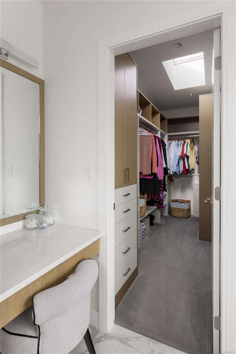 430 St. Patrick St, Oak Bay, BC